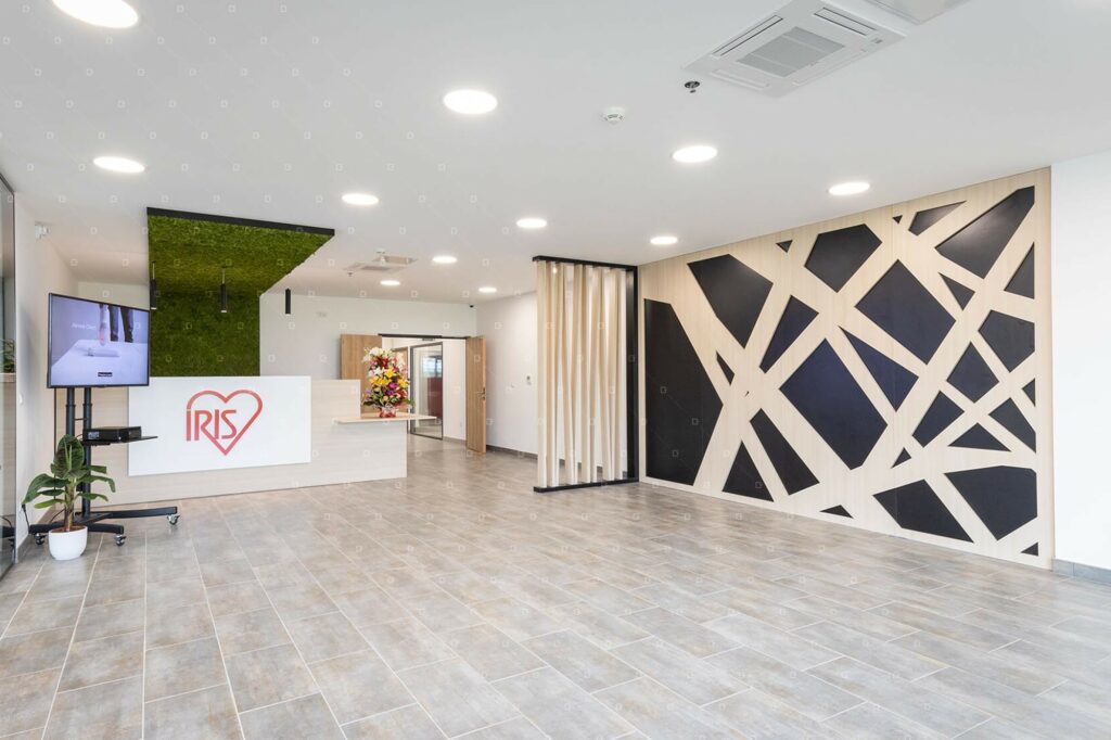 Plafond Vegetal Stabilise Hall Entreprise Qvt Bien Etre Reims