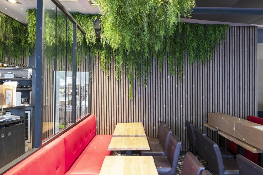Plantes-Synthetiques-Decor-Vegetal-Sur-Mesure-Reims-Paris
