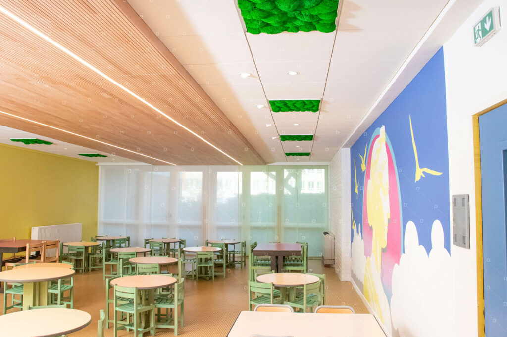 decoration-cantine-groupe-scolaire-design-vegetal-isodecor-dalle-vegetale