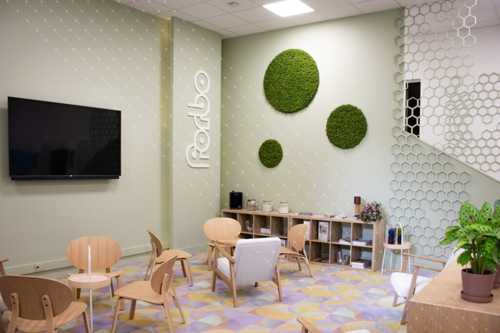 showroom-vegetal-logo-vegetal-cadre-vert-forbo-sarlino-reims