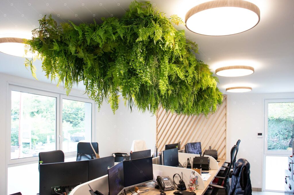 plafond-vegetal-artificiel-sans-entretien-coworking-entreprise-reims-epernay-marne